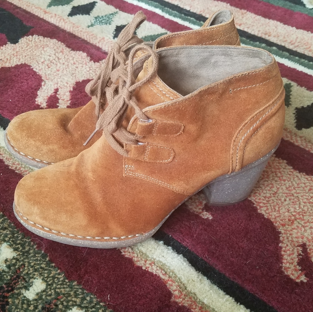 Clarks Brown Carleta Lyon Suede Ankle Boots